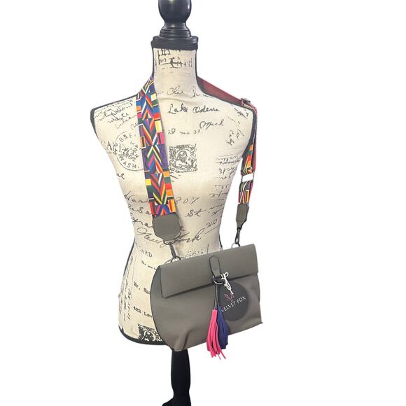 Velvet Fox Gray Crossbody Bag with Boho Strap - Picture 1 of 7